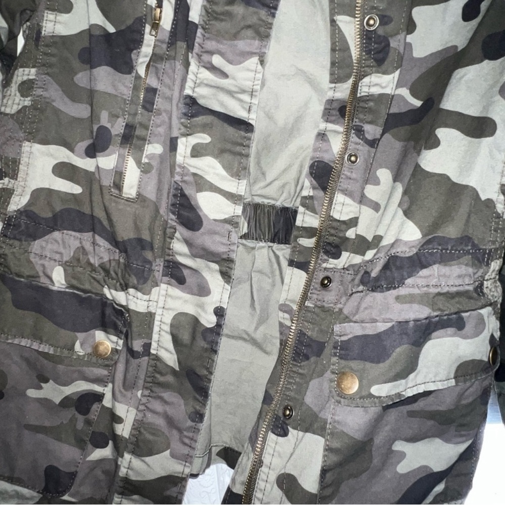 Love Tree Camo lightweight utility jacket​ Large - Picture 4 of 8